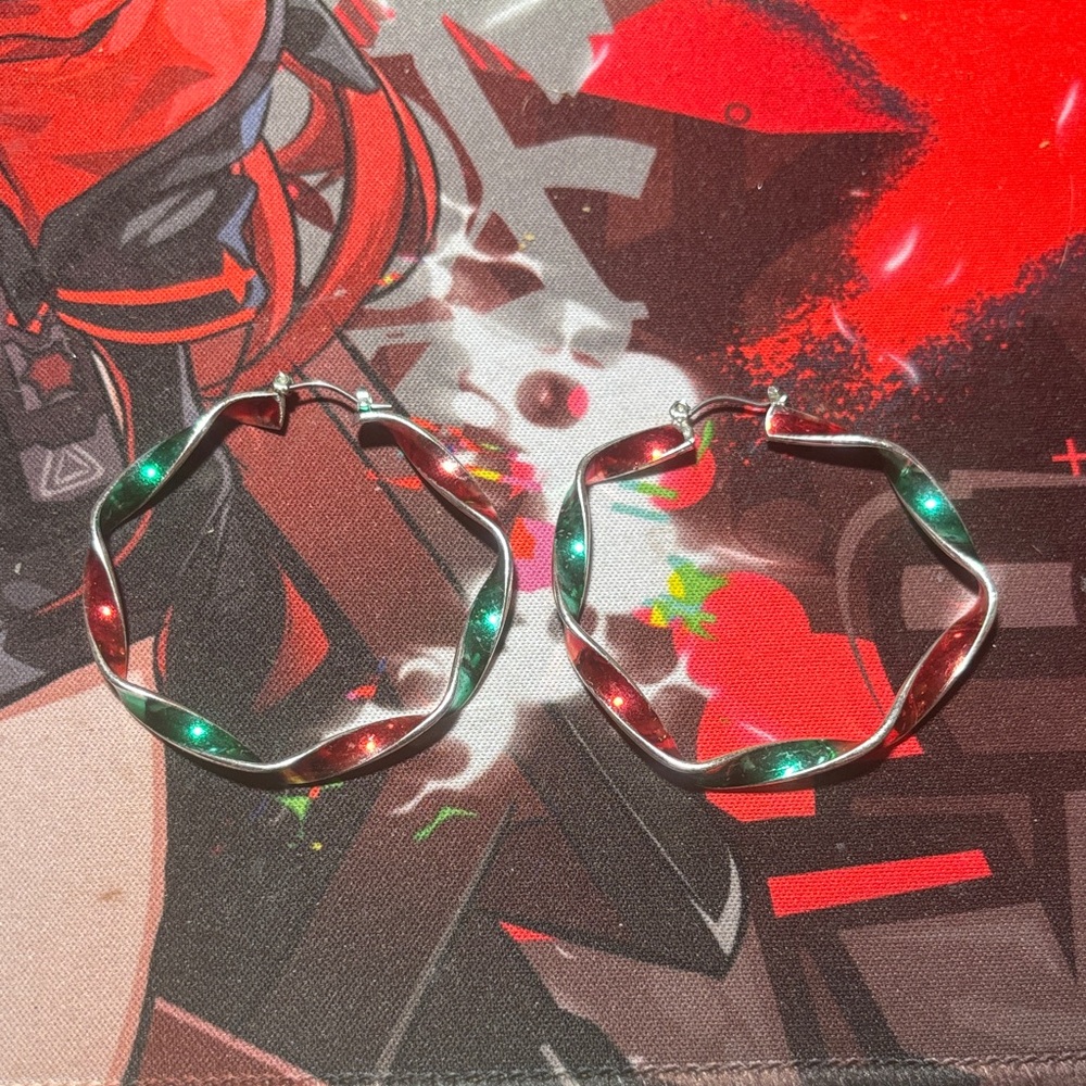 Claire's Festive Twisted Hoop Earrings - Red & Green